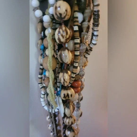 Beaded Necklaces & Bracelets - Picture 3 of 8